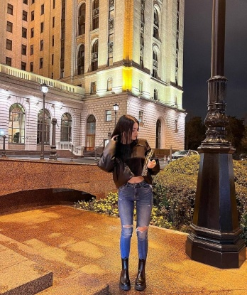 Алия, 20